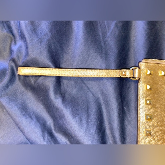 NWOT MK GOLD JETSETTER CLUTCH - Picture 3 of 10